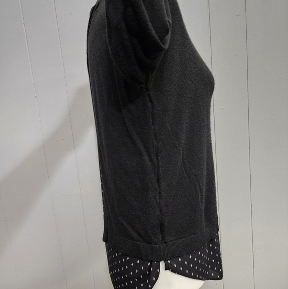 4/25$ Loft Anna Taylor Long Sleeve Split Back Fabric Blouse 👚 - Picture 5 of 9